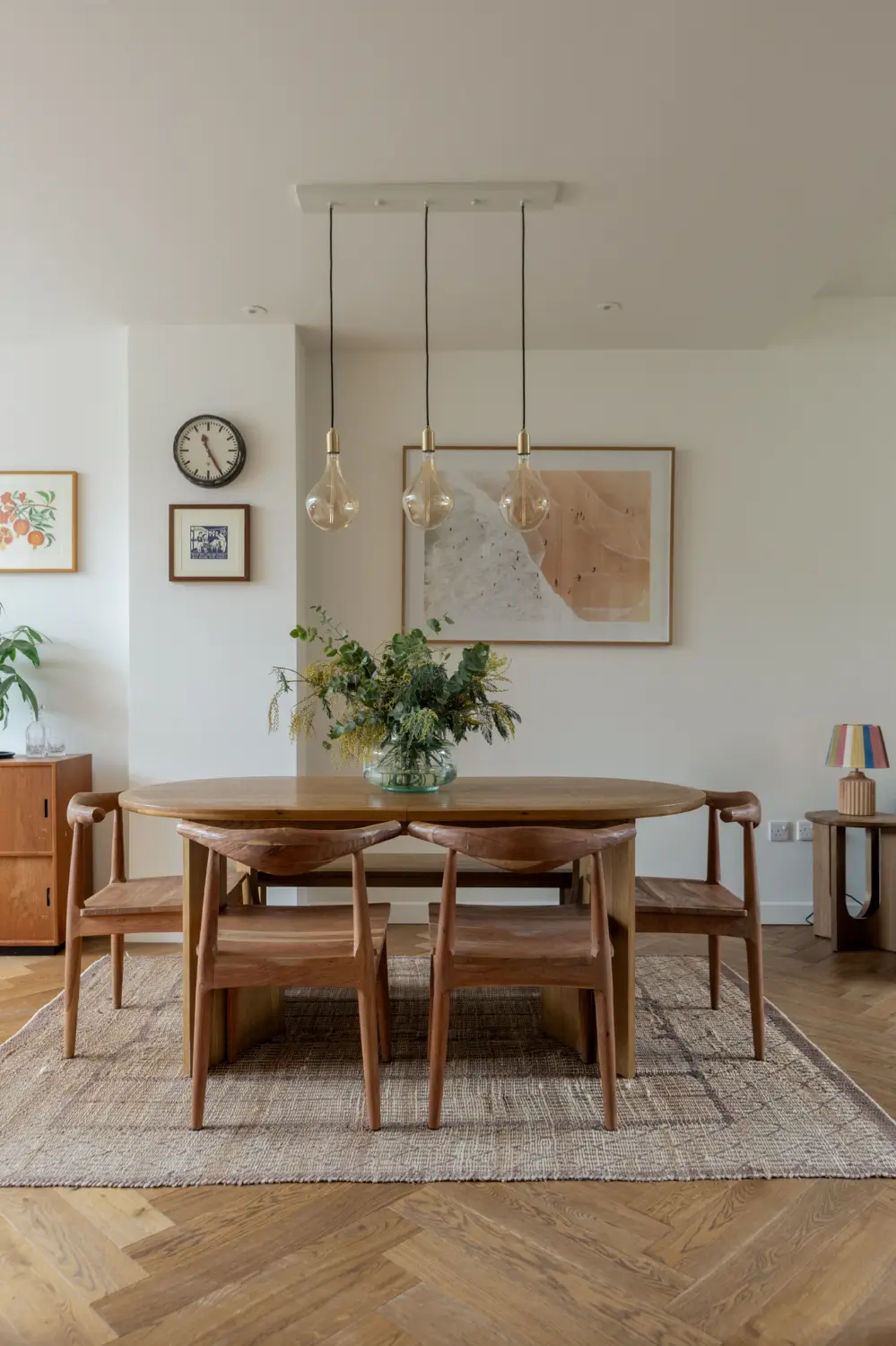 A Light-Filled Modernist Apartment in London 7 three-bedroom-family-apartment-former-1930s-hospital-london