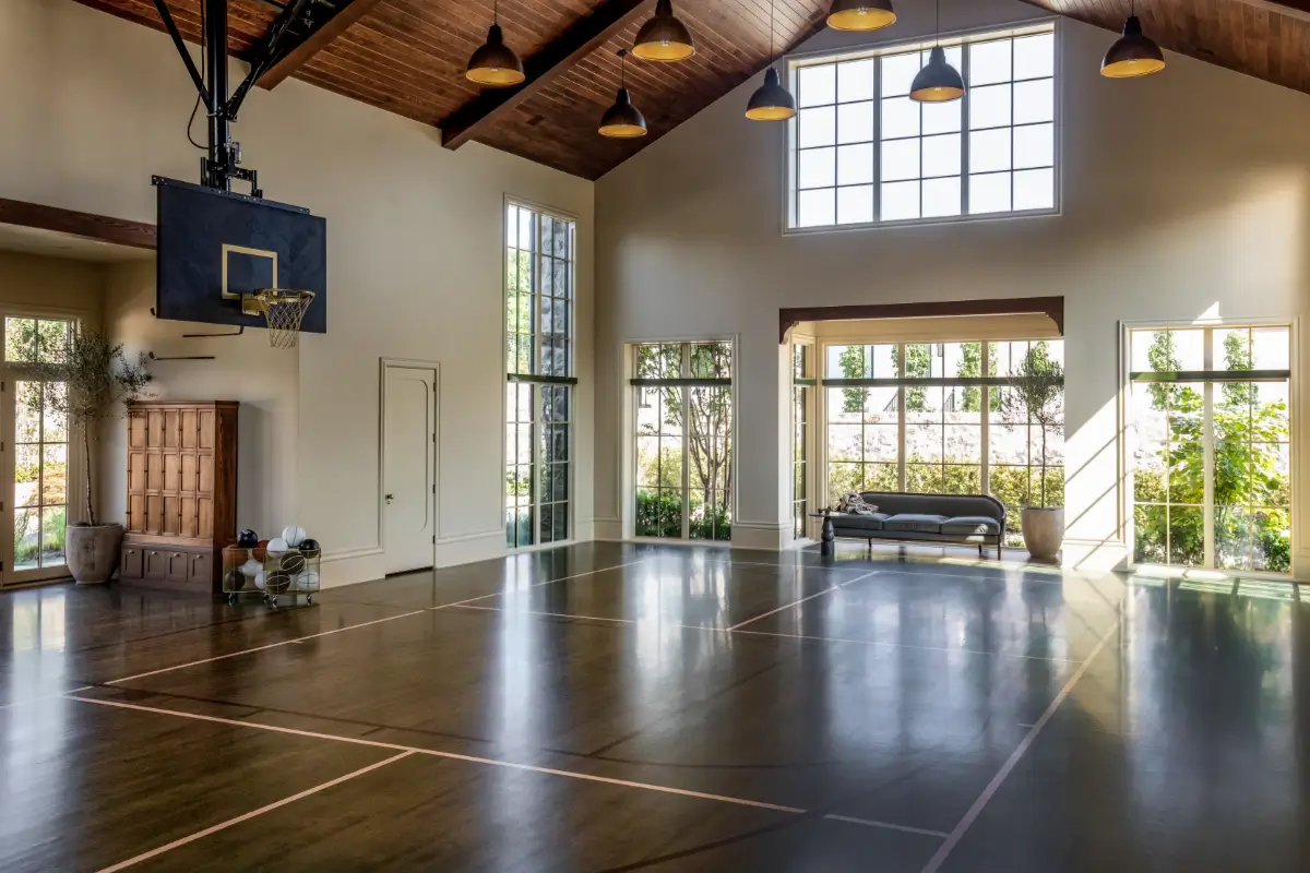An Officine Gullo Kitchen in Crumblr Cookies Co-Founder's Grand Utah Home 31 utah-home-Crumbl-co-founder-Sawyer-Hemsle