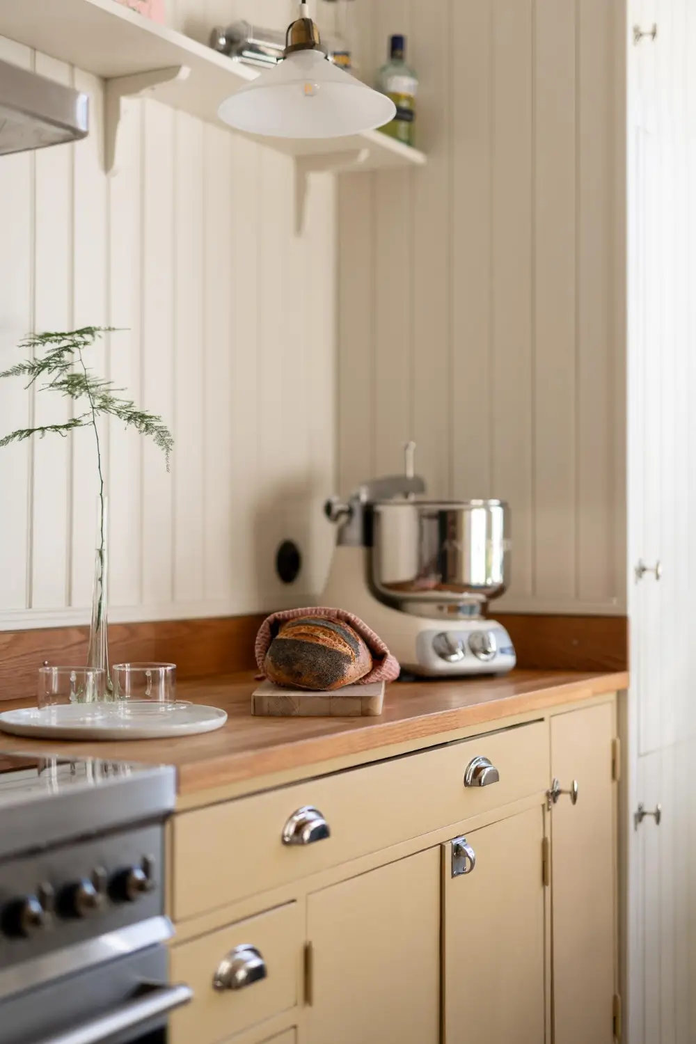 Preserved Details and a Warm Yellow Kitchen in a 1920s Apartment 8 yellow-kitchen-light-blue-living-room-ceiling-swedish-apartment