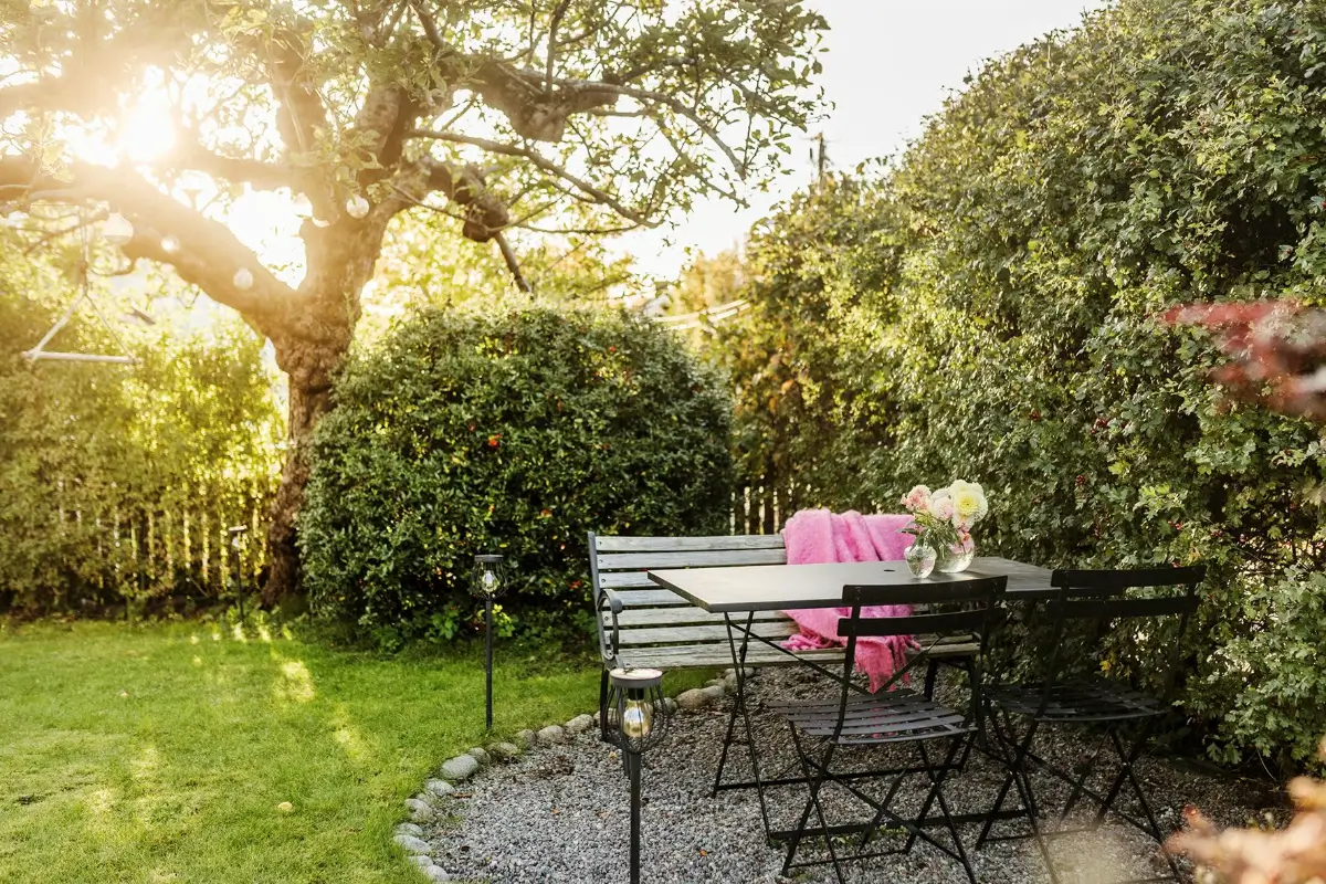 A 1920s Swedish House with a Classic Renovated Bathroom and a Lush Garden 37 1920s-house-renovated-bathroom-pretty-garden-stockholm-nordroom