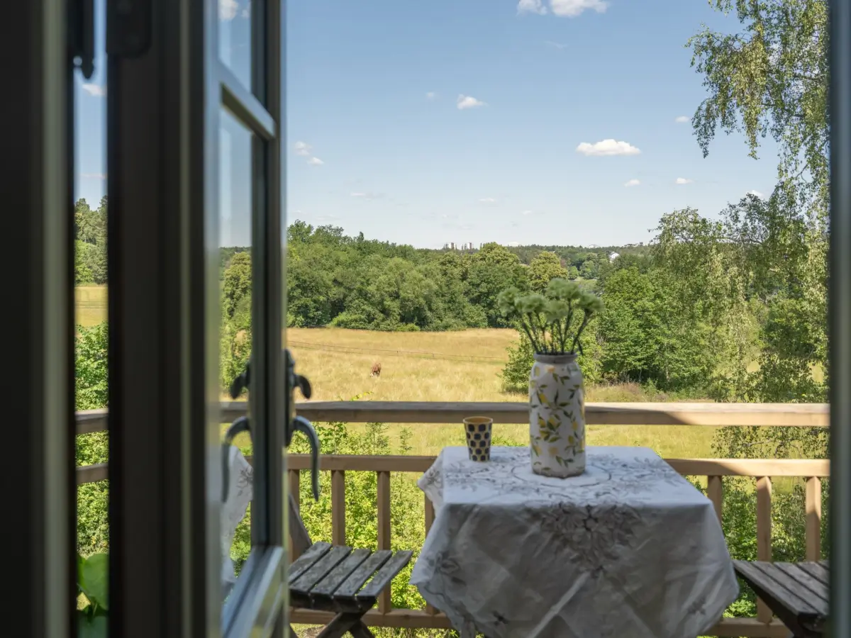 An Idyllic 19th-Century Country House with a Large Garden 33 19th-century-cottage-near-drottningholm-castle-stockholm-nordroom