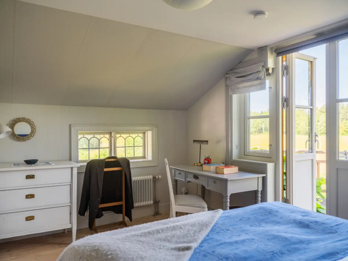 An Idyllic 19th-Century Country House with a Large Garden 28 19th-century-cottage-near-drottningholm-castle-stockholm-nordroom