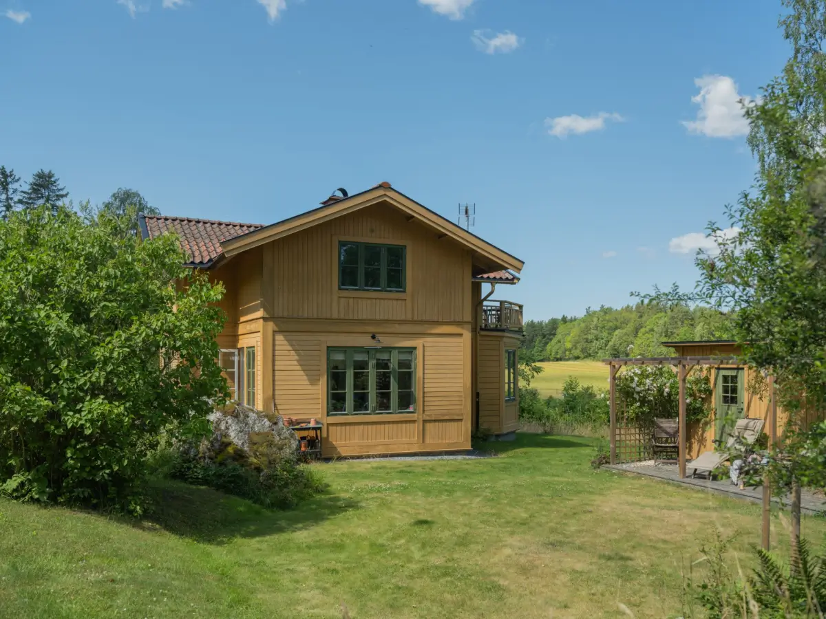 An Idyllic 19th-Century Country House with a Large Garden 46 19th-century-cottage-near-drottningholm-castle-stockholm-nordroom