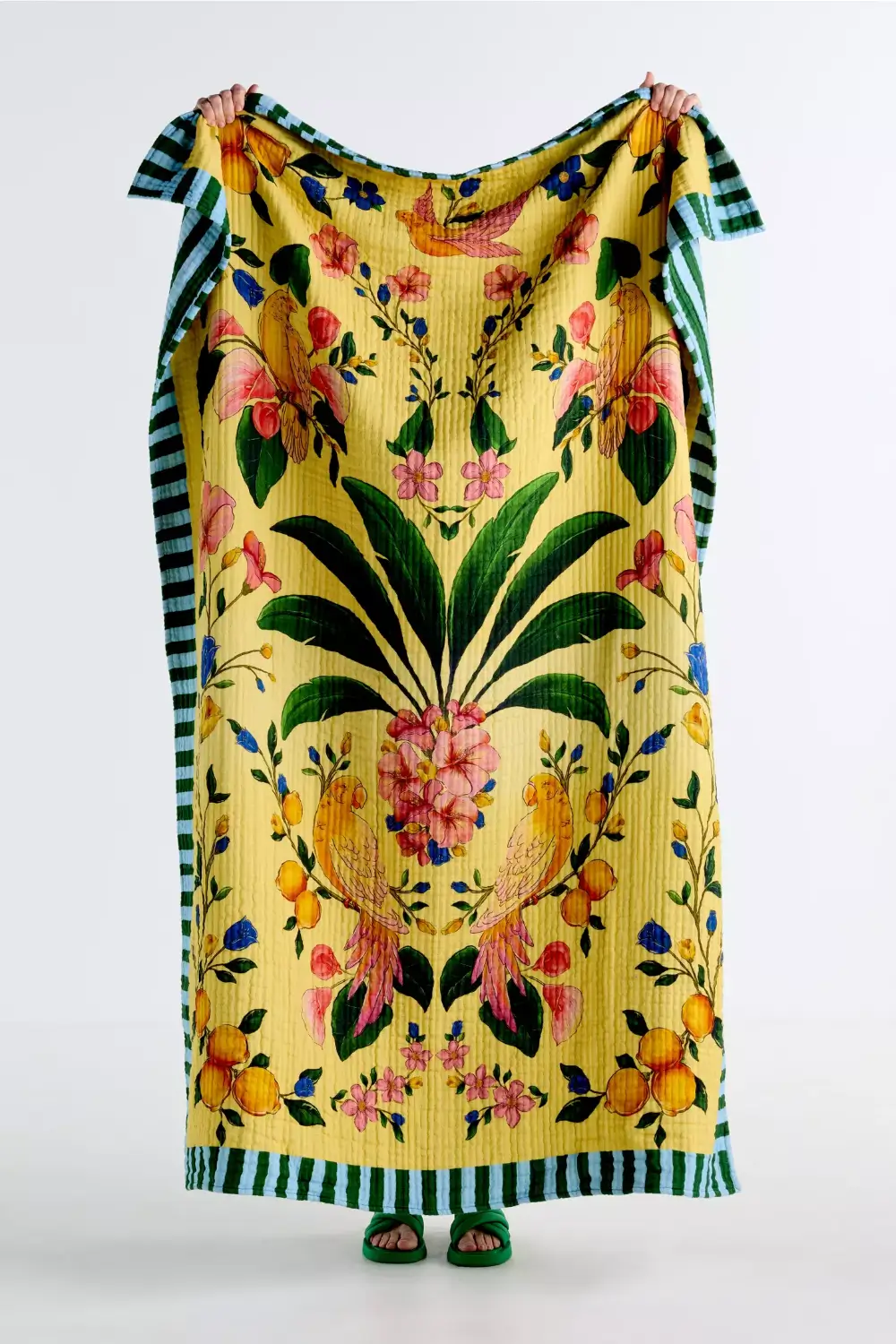 Anthropologie's Maximalist Summer Home Collaboration with Brazilian Brand, FARM Rio 16 anthropologie-farm-rio-collection-nordroom