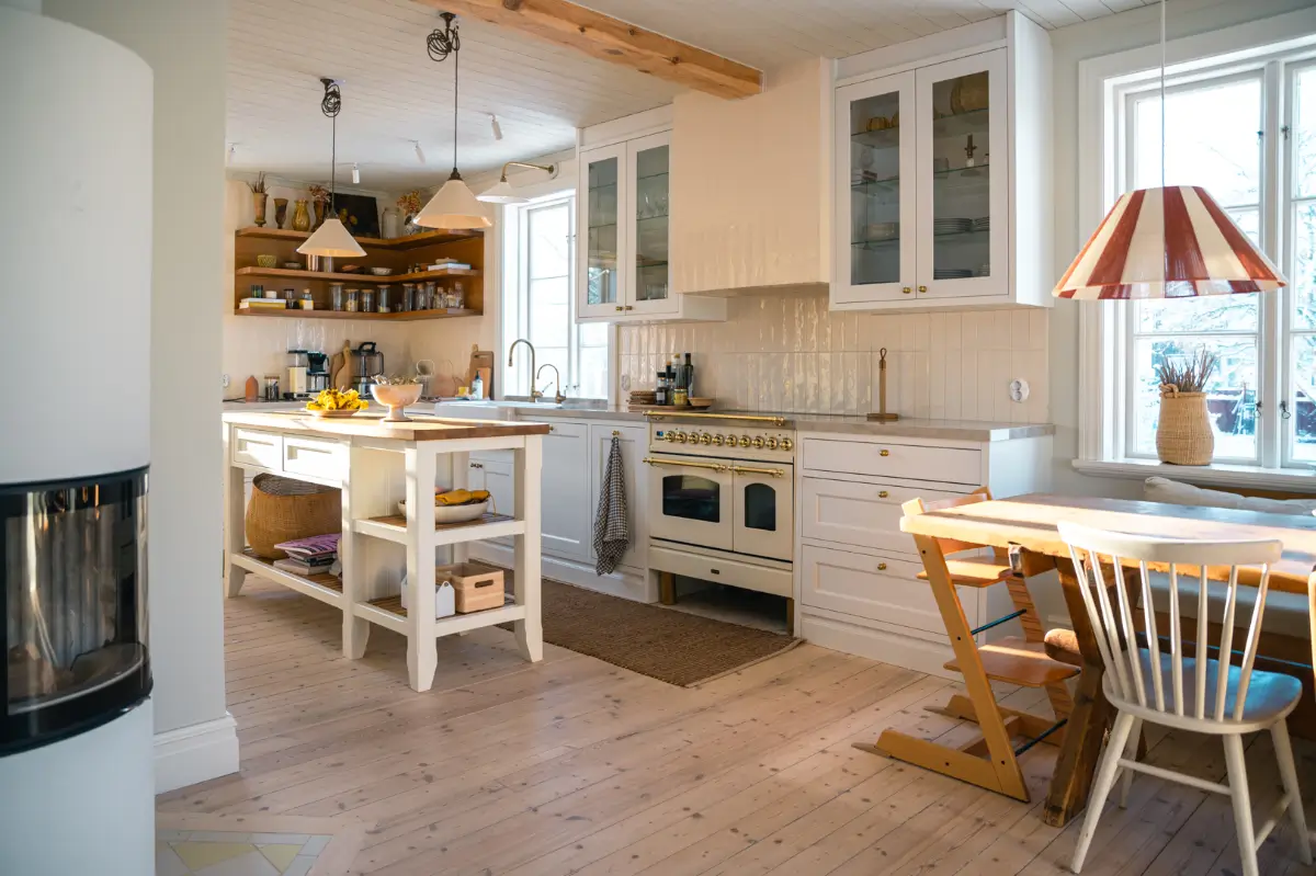 A Beautiful, Renovated 1930s Villa on Gotland 6 beautiful-1930s-villa-gotland4