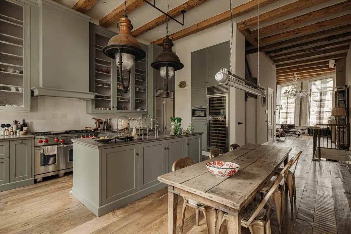 canal-house-amsterdam-anton-corbijn-for-sale