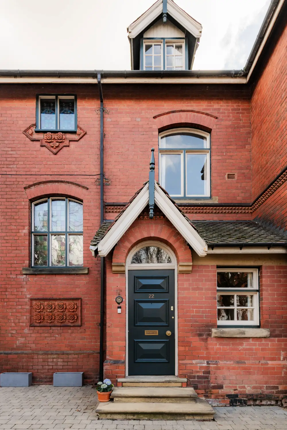 Color, Craft and Character in a Yorkshire Victorian Family Home 31 colorful-victorian-family-home-south-yorkshire-nordroom