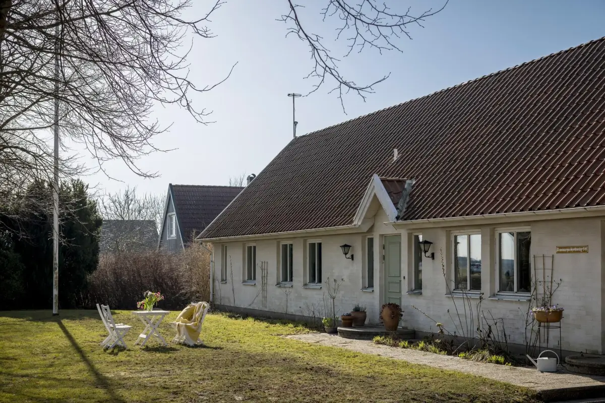 Concrete Floors and a Pitched Ceiling in a South Sweden Country House 42 concrete-floors-natural-materials-south-sweden-home