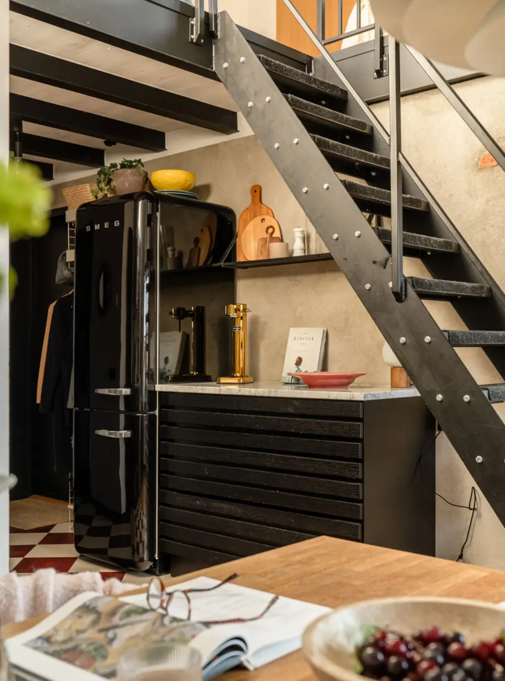 Industrial Elements in a Cozy and Unique Stockholm Loft Apartment 27 cozy-stockholm-loft-apartment-nordroom