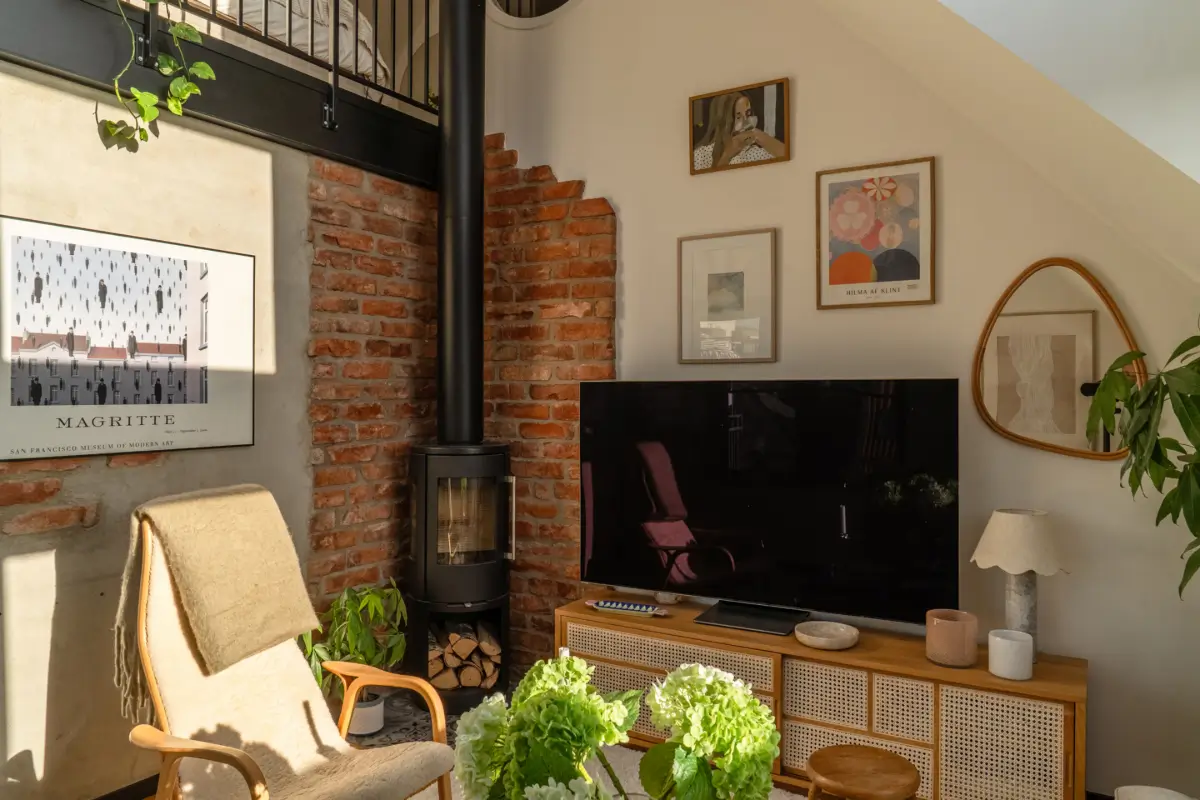 Industrial Elements in a Cozy and Unique Stockholm Loft Apartment 6 cozy-stockholm-loft-apartment-nordroom