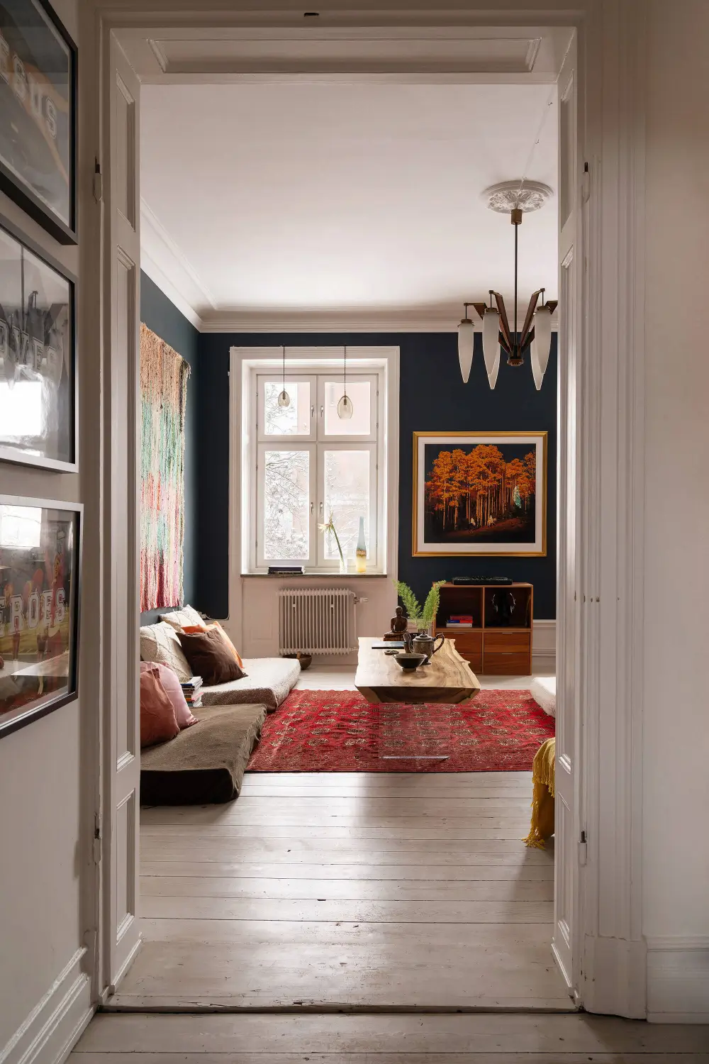 Dark Tones and Industrial Elements in a Late 19th-Century Apartment 11 dark-wall-colors-stockholm-apartment