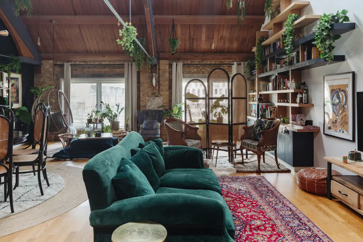 dramatic-london-duplex-exposed-brick-house-of-hackney-wallpapers-nordroom
