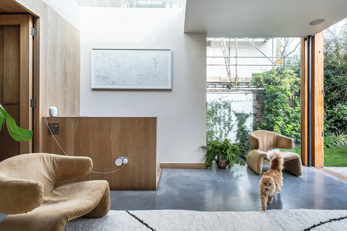 A Modern Extension for a Grand Victorian Family Villa in London 7 extended-renovated-victorian-family-villa-london