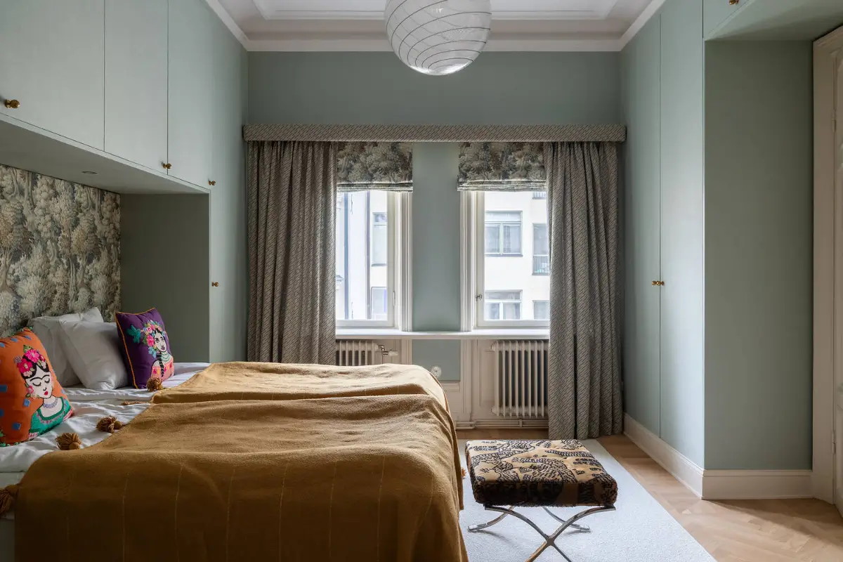 Pastel Tones and Wallpapers in a Grand Turn-of-the-Century Stockholm Apartment 15 grand-turn-of-the-century-apartment-stockholm