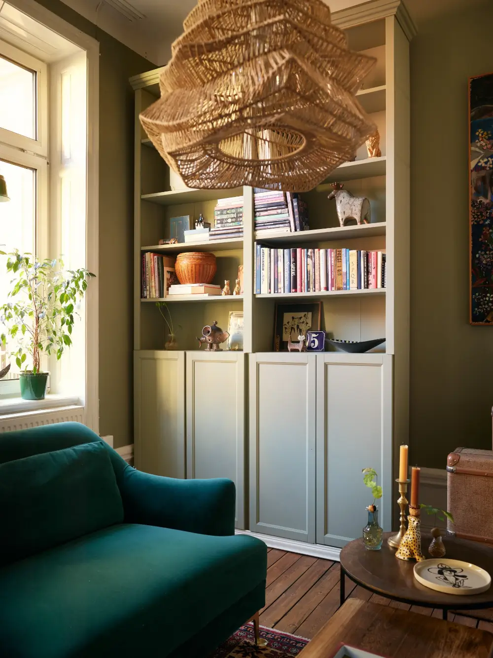 Cozy Spaces and Unique Historical Elements in a Stockholm Apartment 6 historic-character-cozy-one-bedroom-apartment-sodermalm-stockholm-nordroom