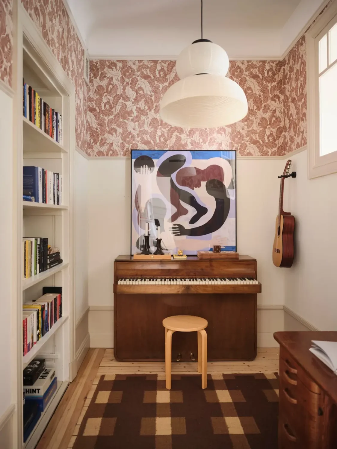A Decorative Fireplace and Classic Touches in a 592 sq ft Stockholm Apartment 15 large-windows-period-features-renovated-early-20th-century-apartment-nordroom