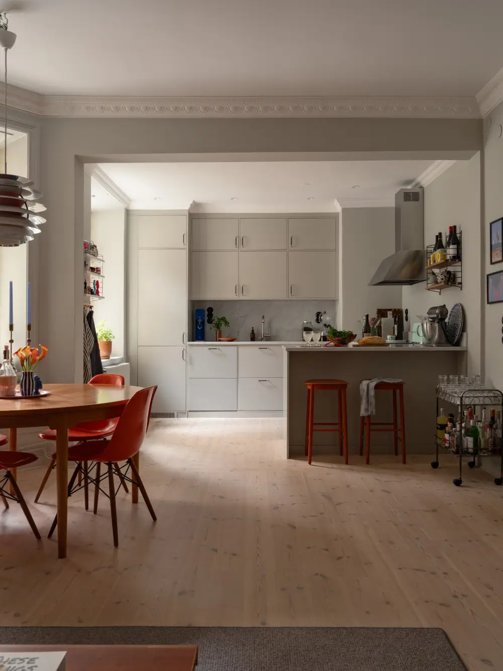Built-in Storage and Period Features in a Ground Floor Stockholm Apartment 8 late-19th-century-ground-floor-scandinavian-apartment-nordroom