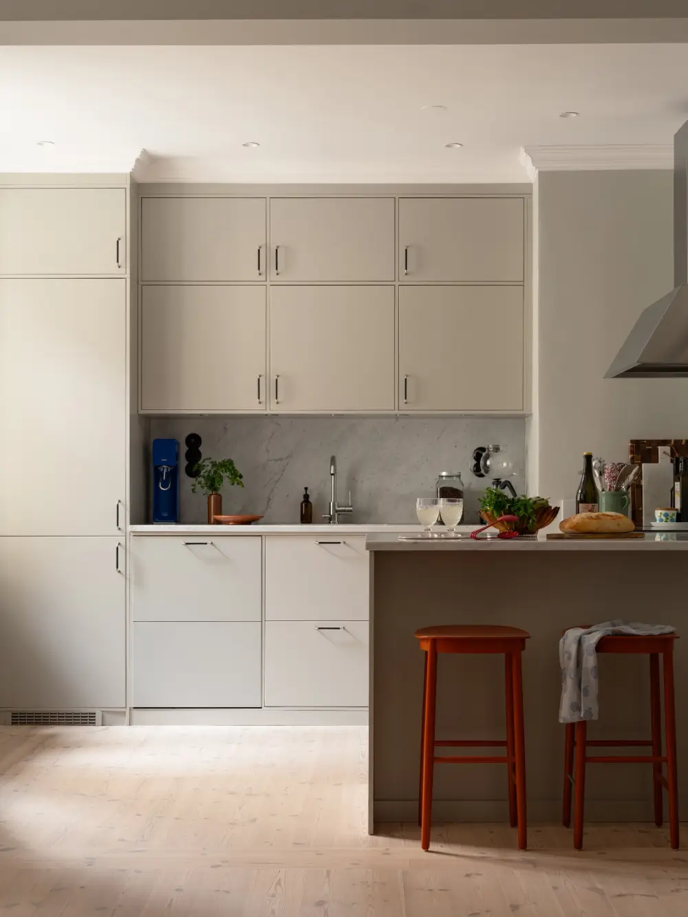 Built-in Storage and Period Features in a Ground Floor Stockholm Apartment 9 late-19th-century-ground-floor-scandinavian-apartment-nordroom