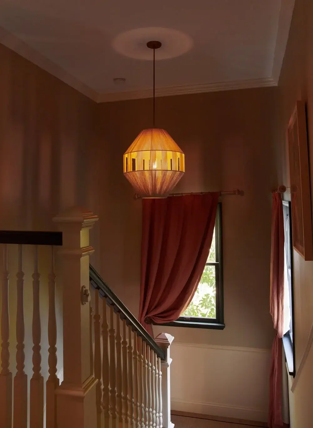 Light and Dark Tones in a Beautiful Windsor Square Home 9 light-and-dark-windsor-square-house-los-angeles