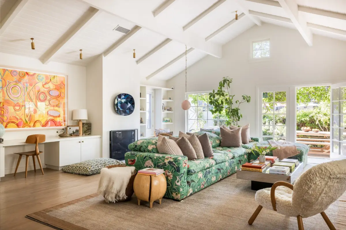 light-filled-house-venice-canals-los-angeles