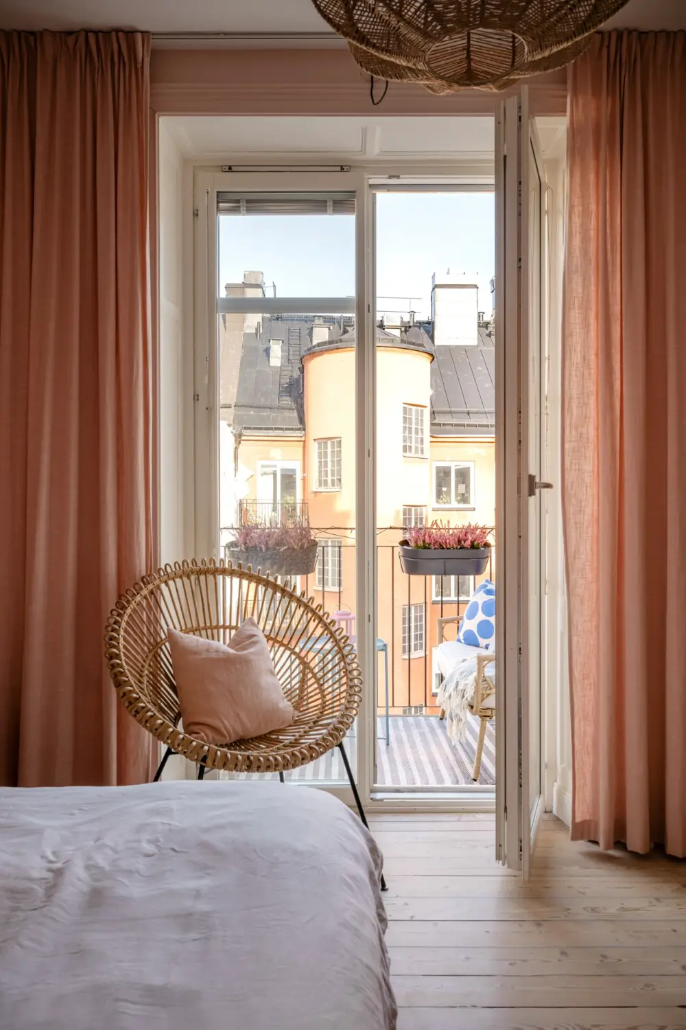 Pink and Green Rooms in a Bright Early 20th-Century Apartment 25 light-filled-swedish-apartment-pink-bedroom-nordroom