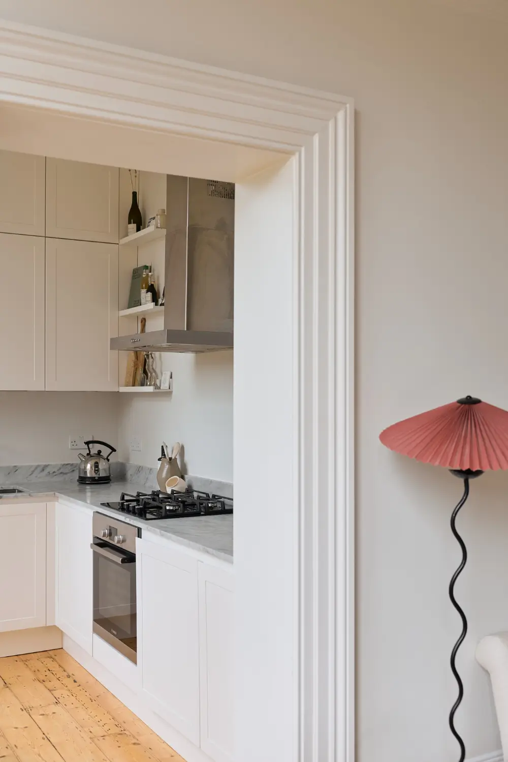 Large Windows and a Pared Back Palette in a Victorian London Apartment 13 pared-back-interiors-victorian-apartment-london