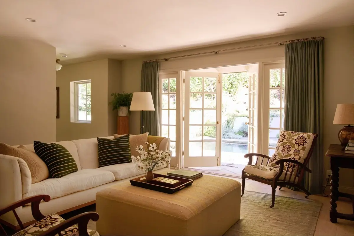 A Renovated Single-Story California Ranch with a Lush Garden 12 renovated-california-ranch-los-angeles