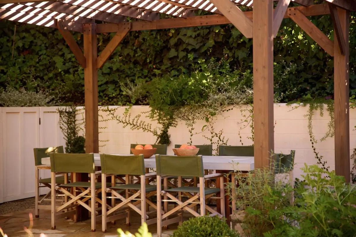 A Renovated Single-Story California Ranch with a Lush Garden 25 renovated-california-ranch-los-angeles