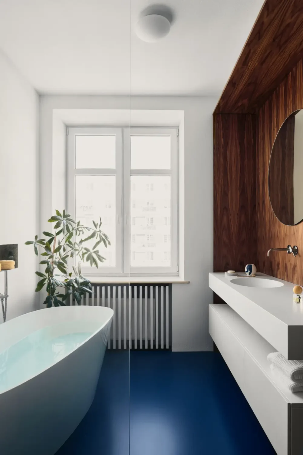 A Blue Kitchen Anchors the Renovation of a Historic Warsaw Apartment 14 renovated-warsaw-apartment-unicreations-nordroom