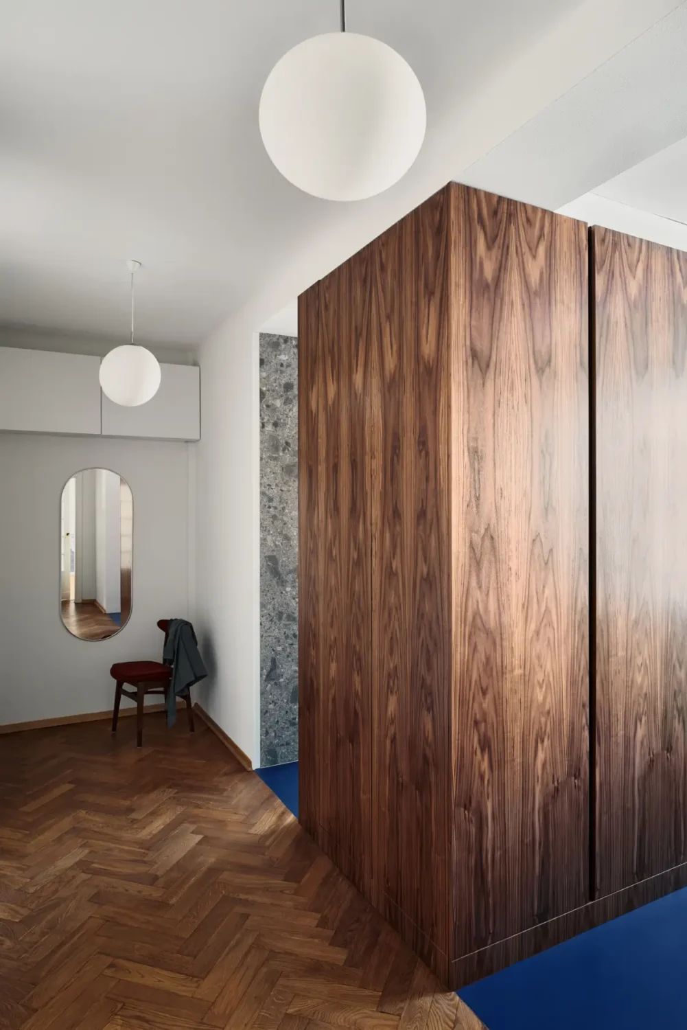 A Blue Kitchen Anchors the Renovation of a Historic Warsaw Apartment 13 renovated-warsaw-apartment-unicreations-nordroom