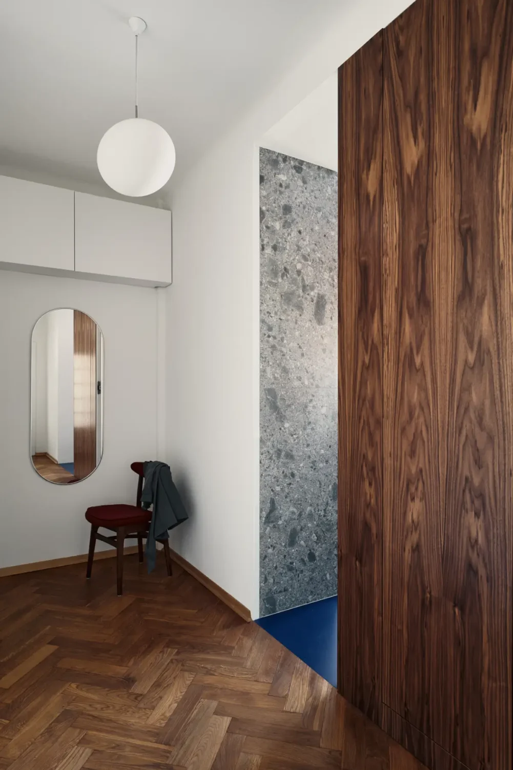 A Blue Kitchen Anchors the Renovation of a Historic Warsaw Apartment 20 renovated-warsaw-apartment-unicreations-nordroom
