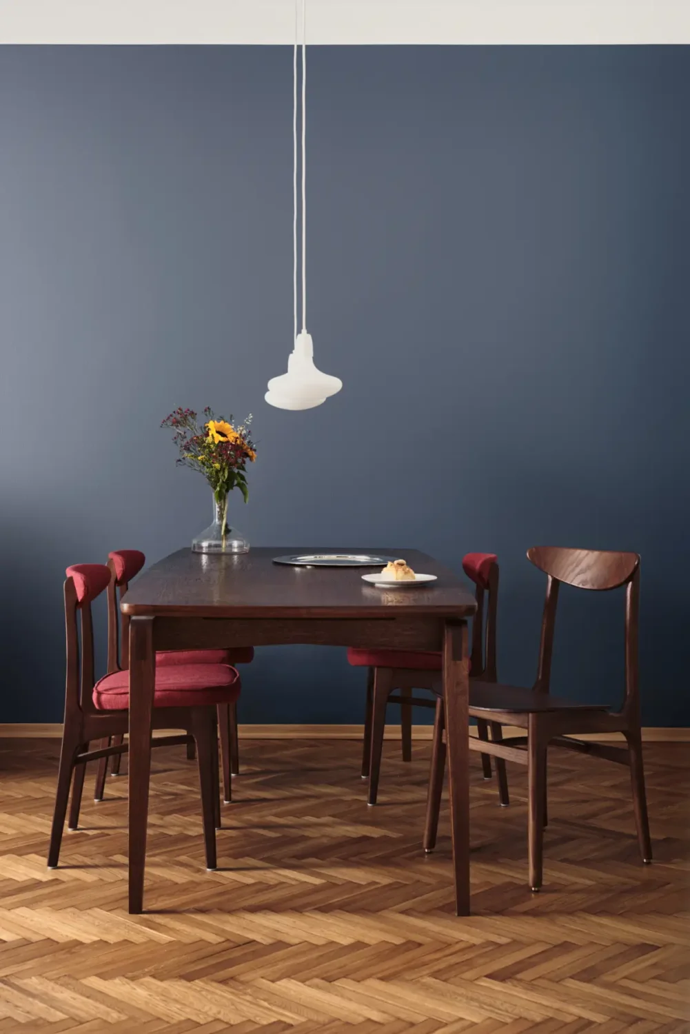 A Blue Kitchen Anchors the Renovation of a Historic Warsaw Apartment 5 renovated-warsaw-apartment-unicreations-nordroom