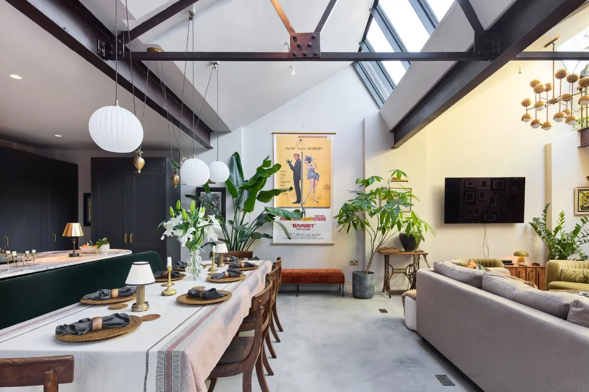 Volume and Light in a Converted 1920s Industrial Building in West London 2 architect-designed-converted-art-deco-industrial-building-london