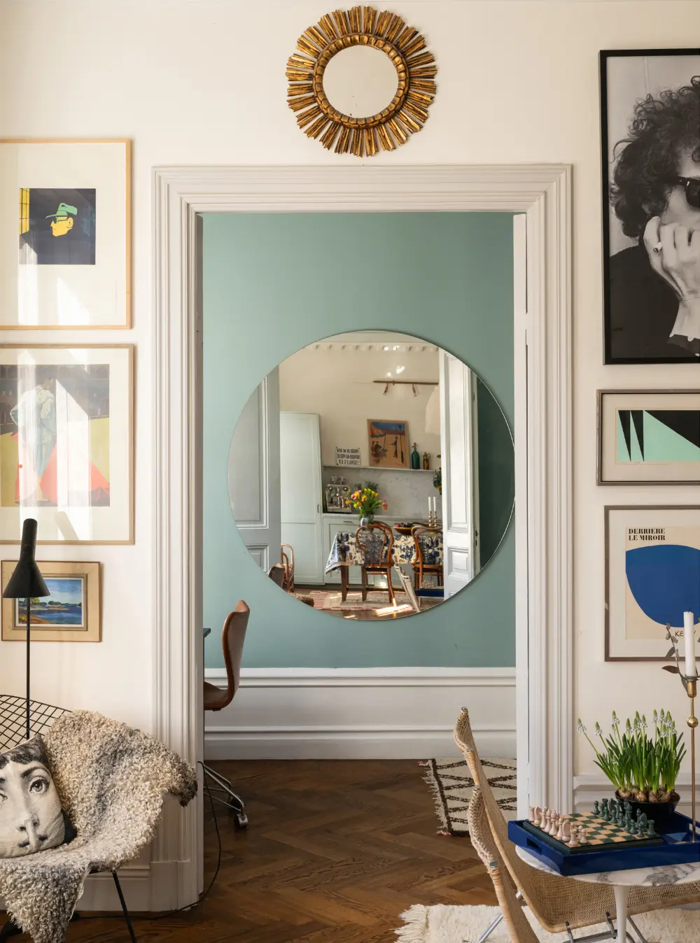 Josef Frank Designs in a Spacious Late 19th-Century Apartment 11 botanical-wallpaper-stockholm-apartment-nordroom