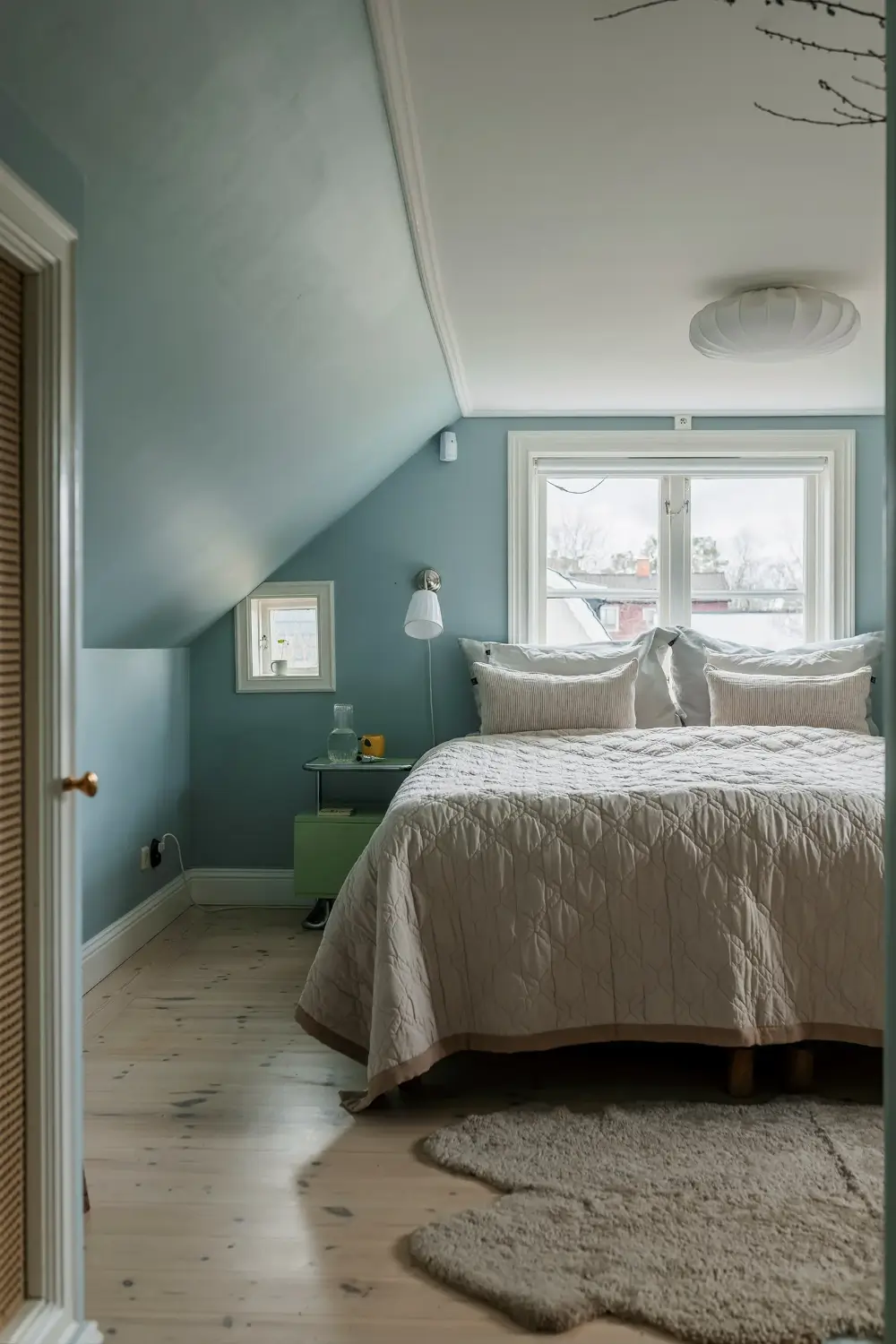 A Characteristic Swedish Family Home with a Tower Room 25 charming-swedish-family-home-tower-room-nordroom