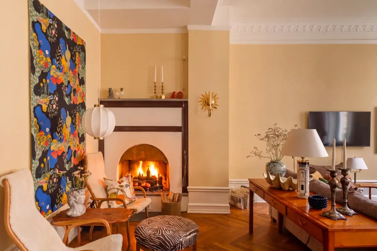 A Warm Color Scheme in a Classic Turn-of-the-Century Apartment 3 classic-turn-of-the-century-apartment-stockholm-nordroom