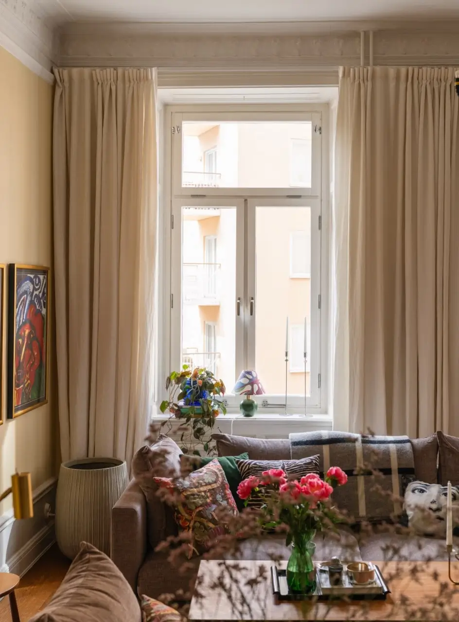 A Warm Color Scheme in a Classic Turn-of-the-Century Apartment 7 classic-turn-of-the-century-apartment-stockholm-nordroom
