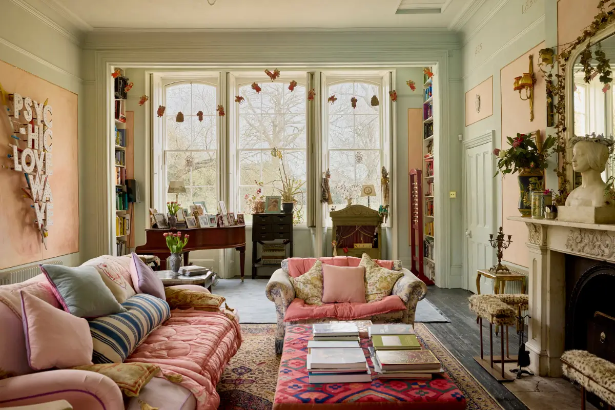 Playful and Colorful Interiors in a Grand Georgian House in the English Countryside 4 colorful-eclectic-art-filled-manor-house-england