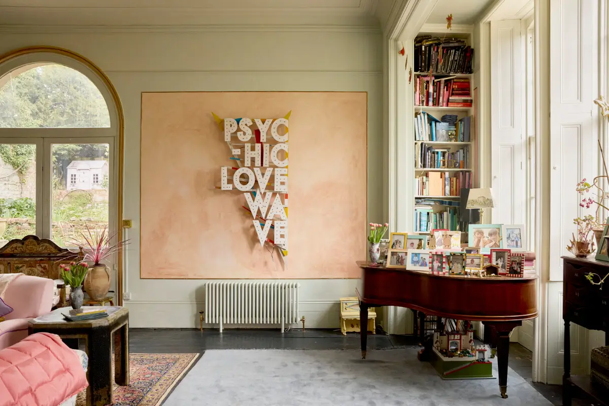 Playful and Colorful Interiors in a Grand Georgian House in the English Countryside 5 colorful-eclectic-art-filled-manor-house-england