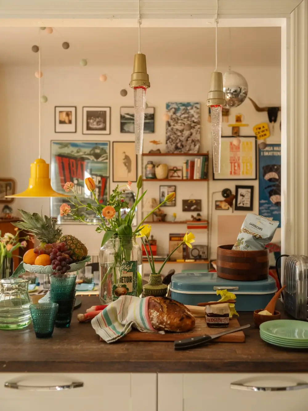 An Eclectic Family Apartment with a Private Patio Terrace 17 cozy-personal-1920s-family-apartment-stockholm-nordroom