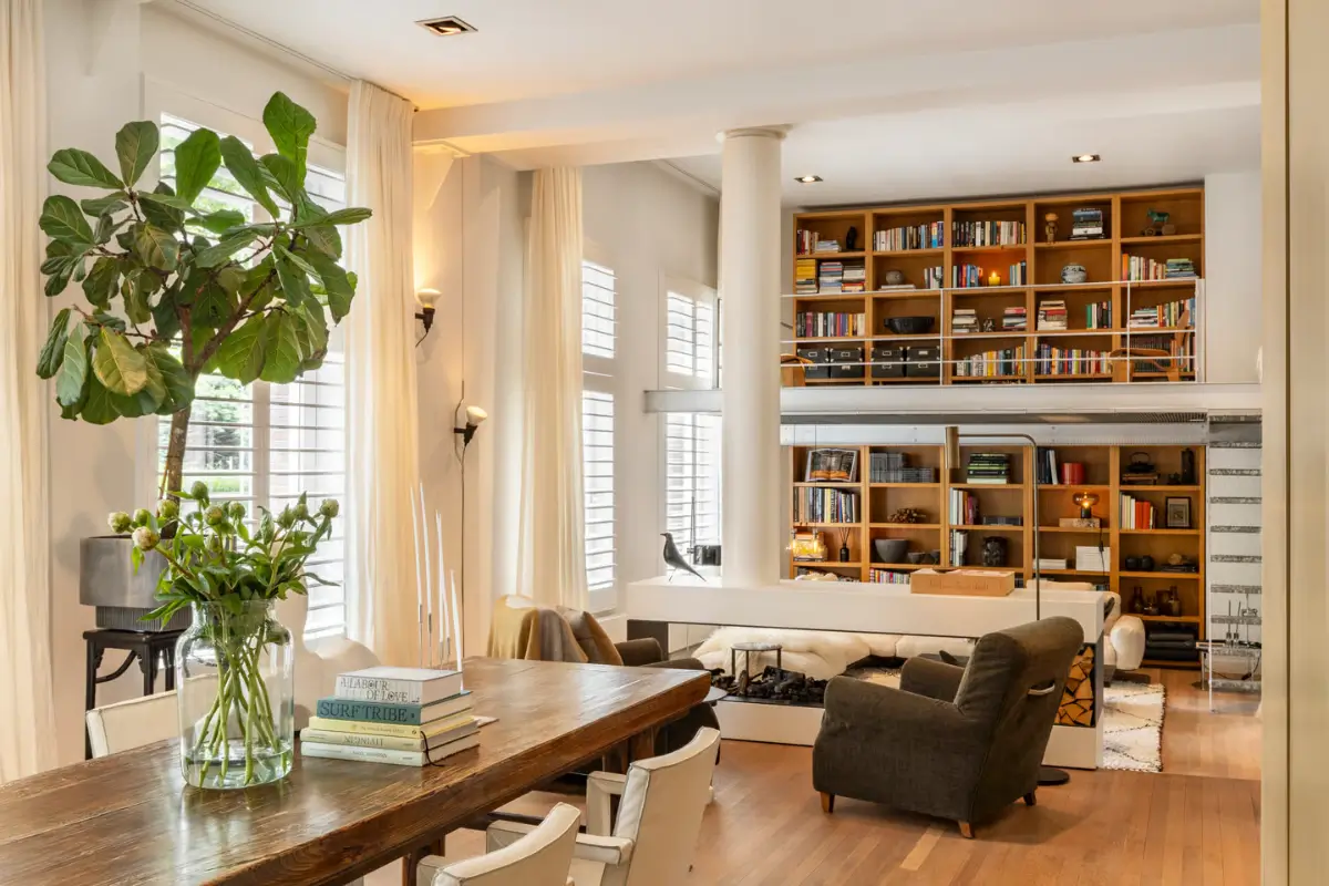 A Luxurious Amsterdam Duplex Apartment with Soaring Ceilings and a Private Garden 2 grand-amsterdam-duplex-apartment-small-garden