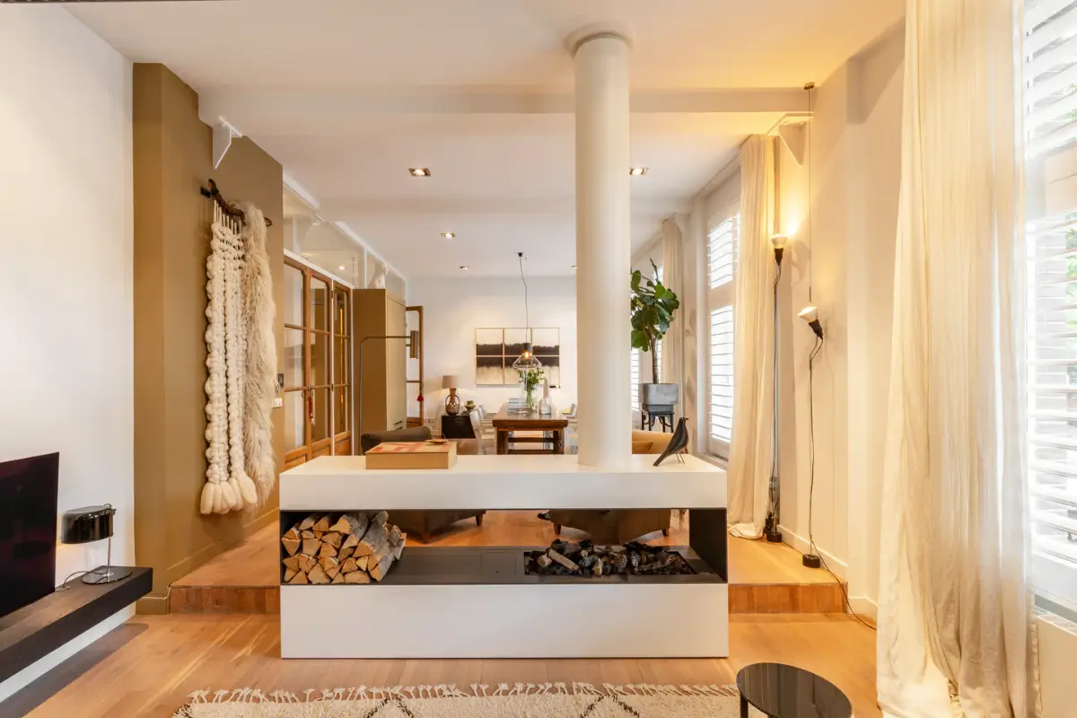 A Luxurious Amsterdam Duplex Apartment with Soaring Ceilings and a Private Garden 9 grand-amsterdam-duplex-apartment-small-garden