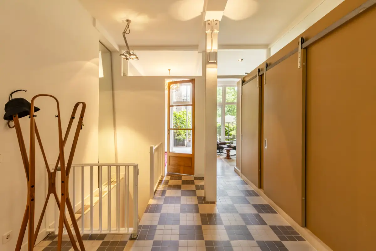 A Luxurious Amsterdam Duplex Apartment with Soaring Ceilings and a Private Garden 27 grand-amsterdam-duplex-apartment-small-garden