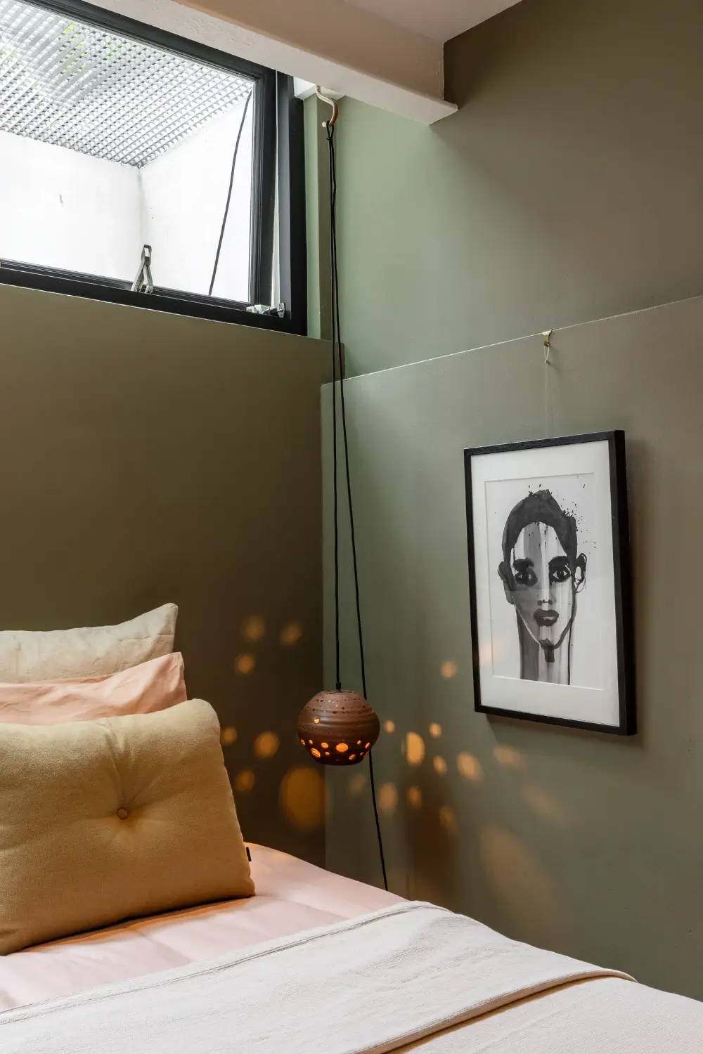A Luxurious Amsterdam Duplex Apartment with Soaring Ceilings and a Private Garden 32 grand-amsterdam-duplex-apartment-small-garden