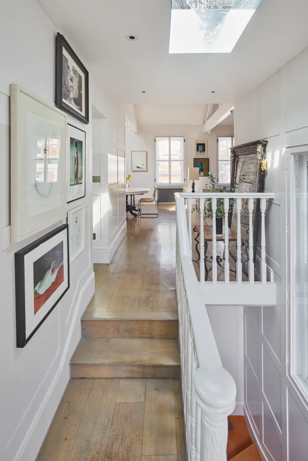 A Light, Art-Filled Soho Apartment with a Private Rooftop Terrace 10 light-art-filled-soho-apartment-rooftop-garden