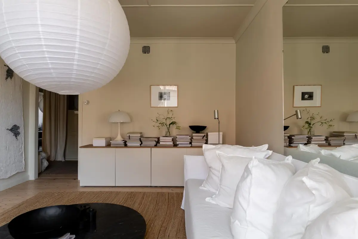 A Serene Palette and a Lovely Custom-Built Kitchen in a Gothenburg Apartment 13 natural-materials-serene-colors-gothenburg-apartment-nordroom