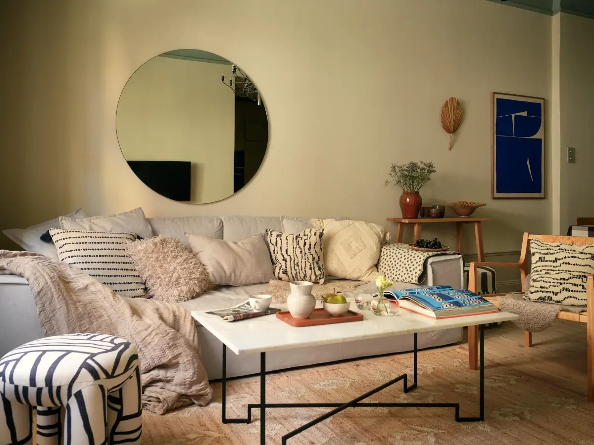 A Serene Color Palette and an Open-Plan Living Space in a Stockholm Apartment 8 open-plan-living-space-painted-ceiling-turn-of-the-century-stockholm-apartment-nordroom