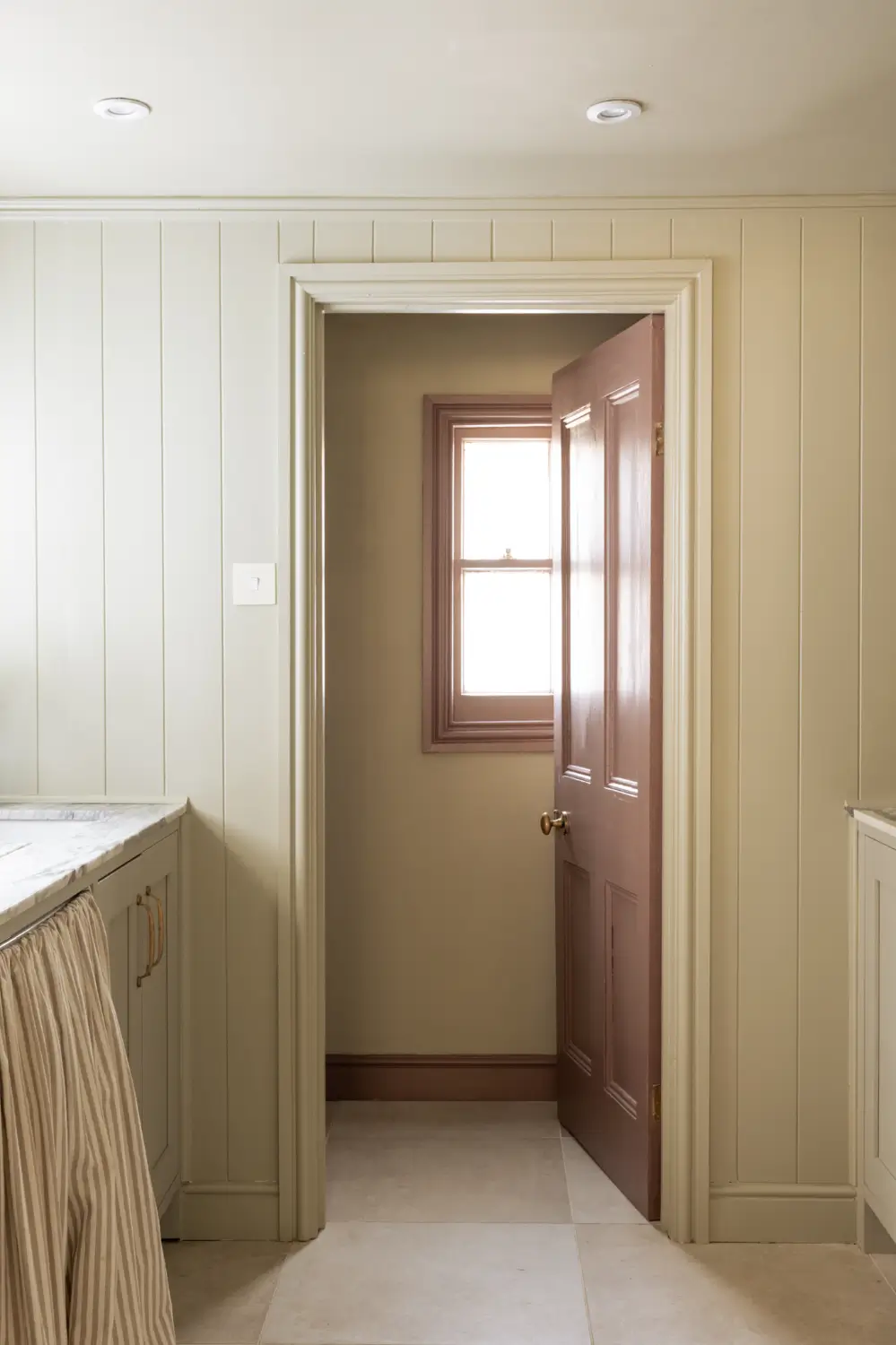 Plaster Walls and Natural Light in a Renovated Victorian Home 27 plaster-walls-renovated-victorian-house-beckenham-london-nordroom