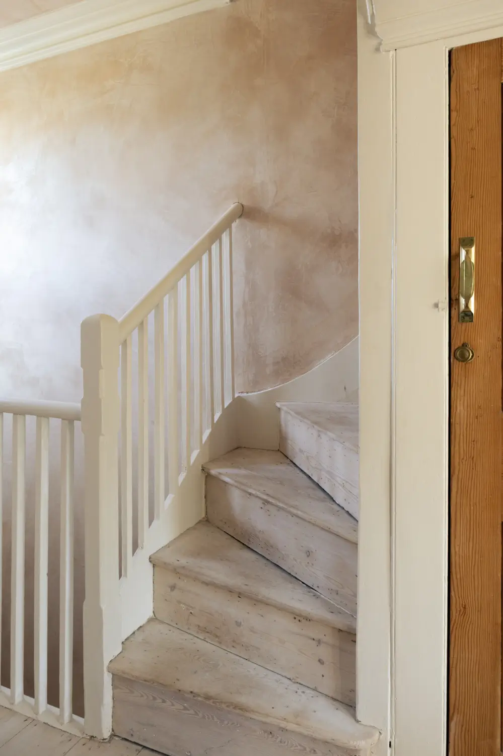 Plaster Walls and Natural Light in a Renovated Victorian Home 40 plaster-walls-renovated-victorian-house-beckenham-london-nordroom
