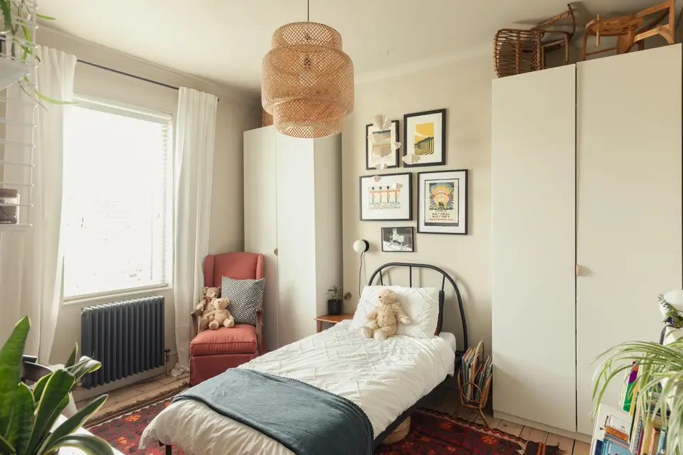 Exposed Beams and Brickwork in an Extended London Period House 24 renovated-extended-victorian-house-london